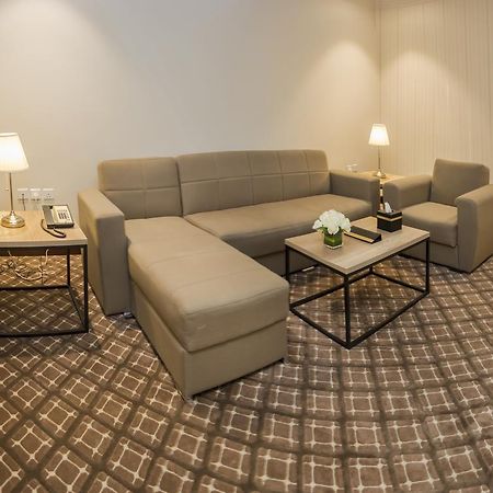 Burj Alhayat Hotel Suites Olaya Эр-Рияд Экстерьер фото